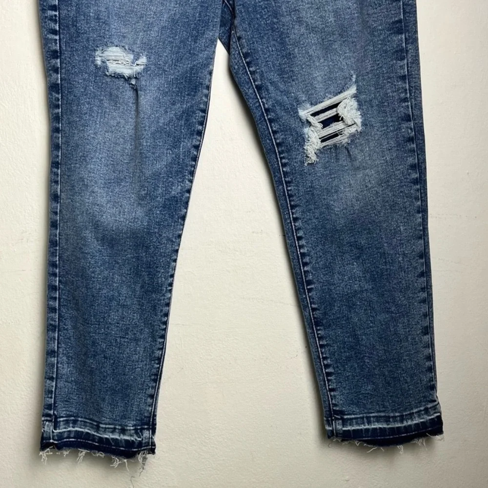 a.n.a High Rise Straight Leg Jeans